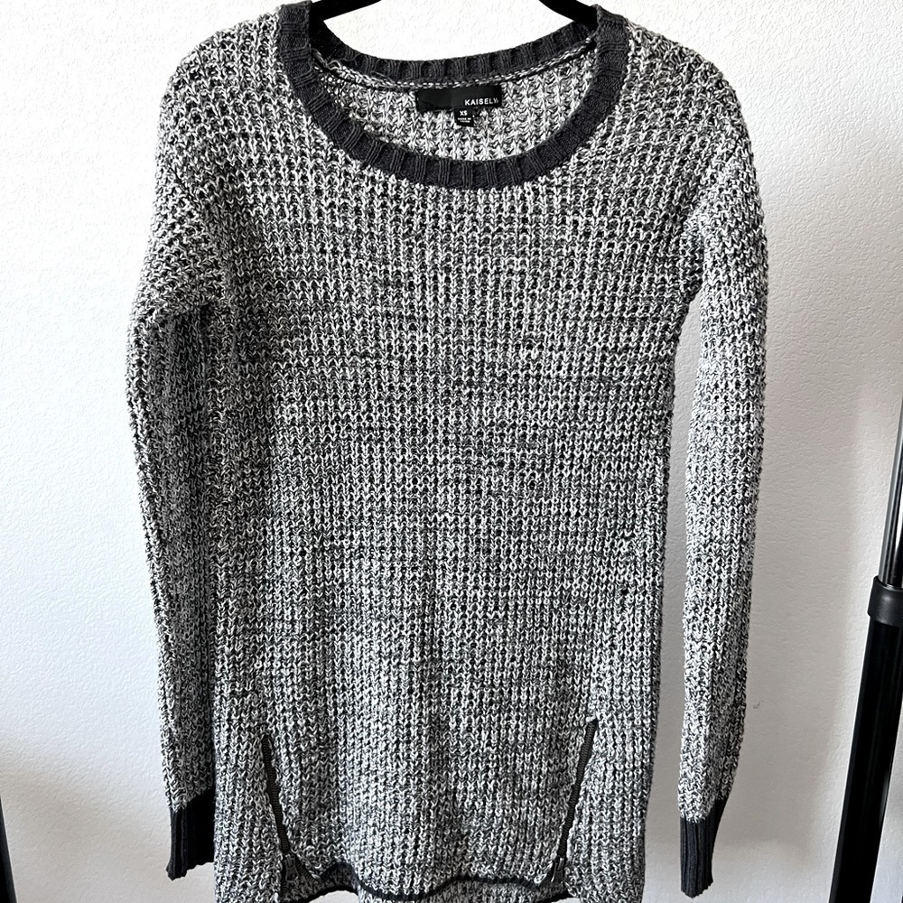 ANTHROPOLOGIE Kaisely Women’s Gray Zipper Sweater Size XS‎
